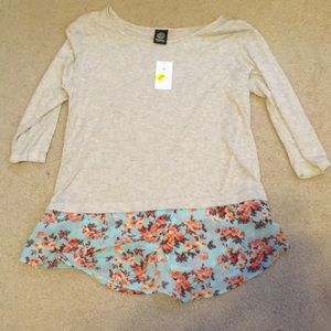 Ladie’s dress sweater